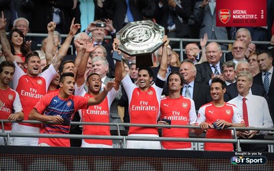 冠竞电竞独家-克瓦拉茨赫利亚训练中加练右脚射门