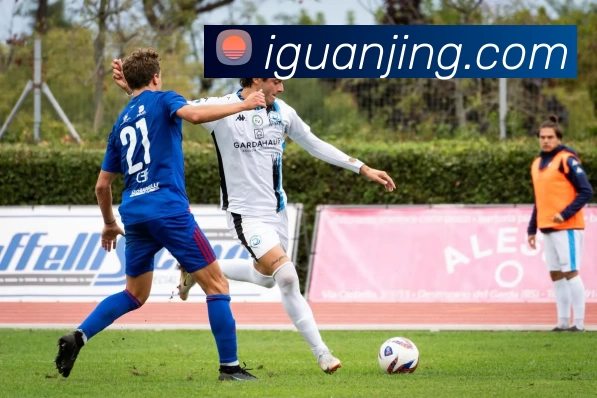 冠竞电竞分析APP 体育赛事宣传图